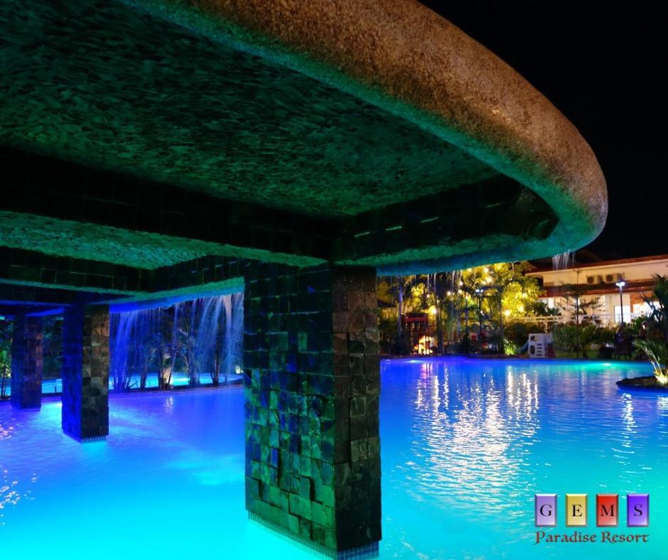 Gem'S Paradise Resort Cebu Exterior photo
